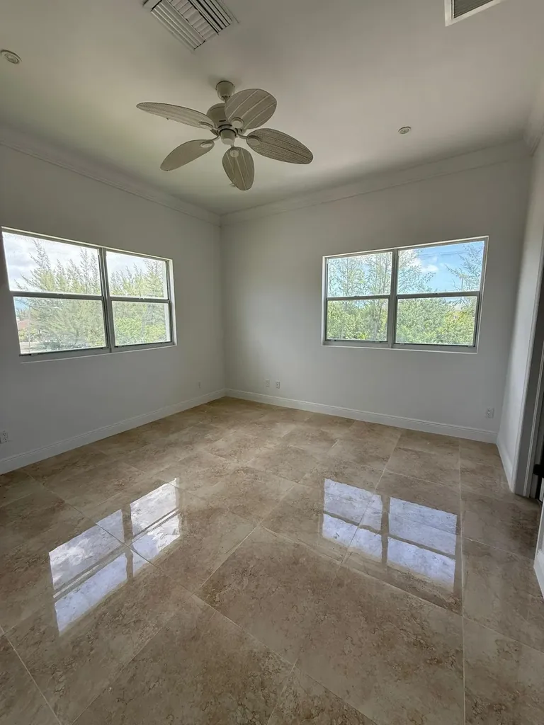 Tropic Road New Providence Paradise Island BS