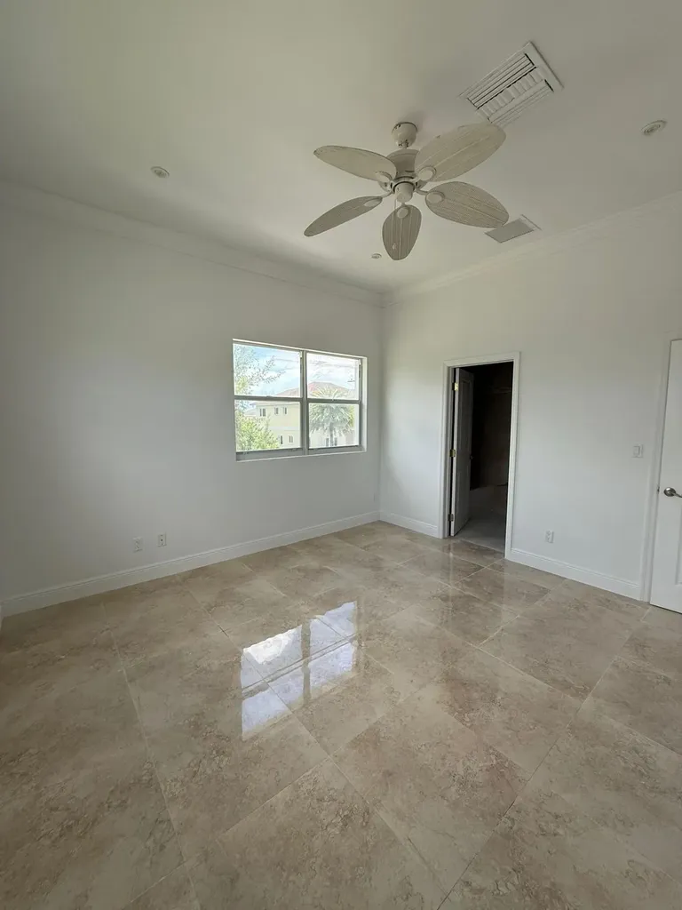 Tropic Road New Providence Paradise Island BS