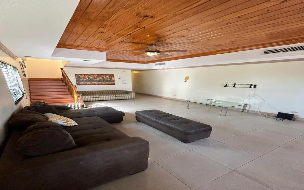 Coral Harbour Rental New Providence Paradise Island BS