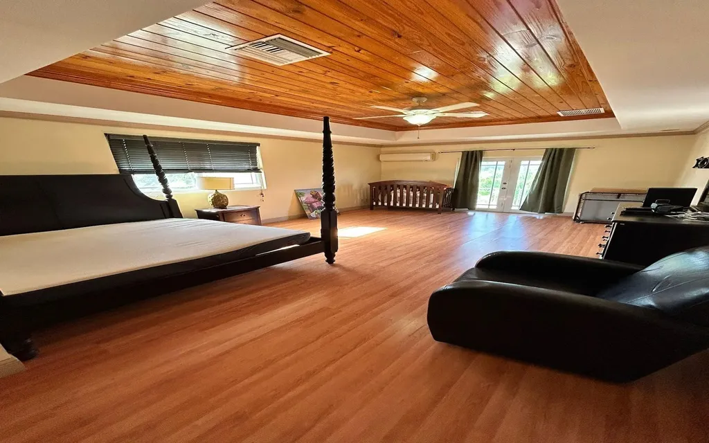 Coral Harbour Rental New Providence Paradise Island BS