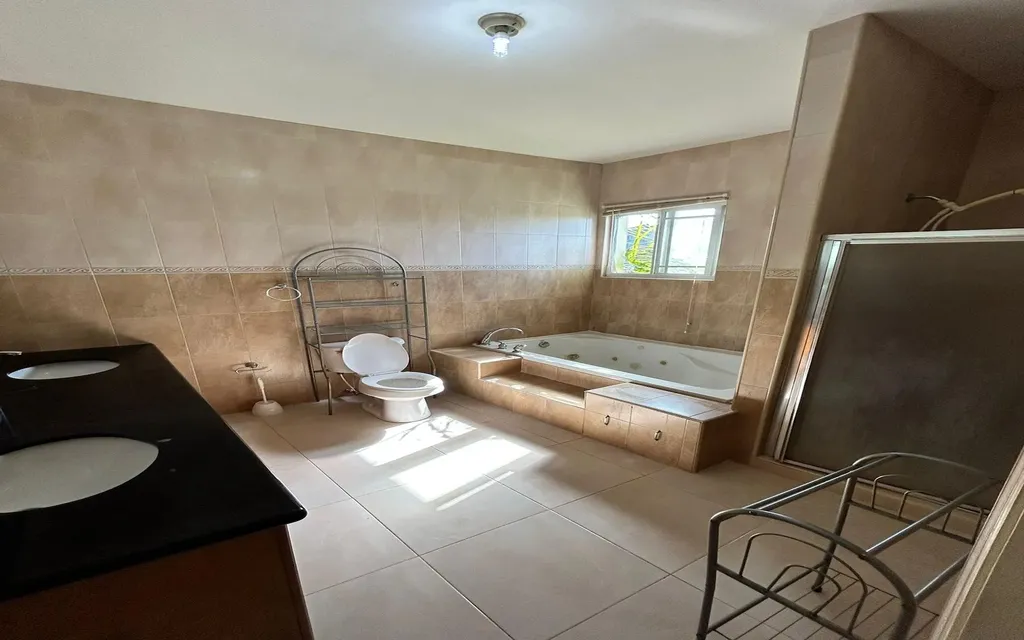 Coral Harbour Rental New Providence Paradise Island BS