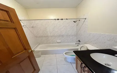 Coral Harbour Rental New Providence Paradise Island BS