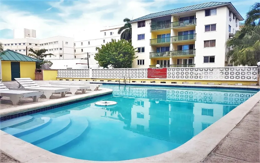 Town Court New Providence Paradise Island BS