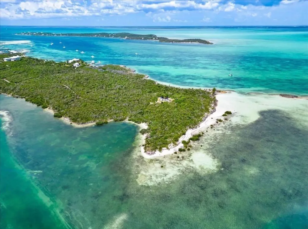 F White Sound Abaco BS