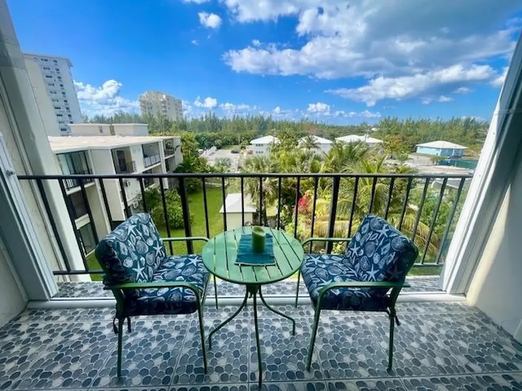 Coral Beach Grand Bahama Freeport BS