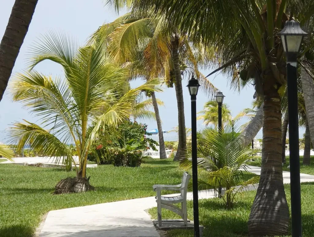 Coral Beach Grand Bahama Freeport BS