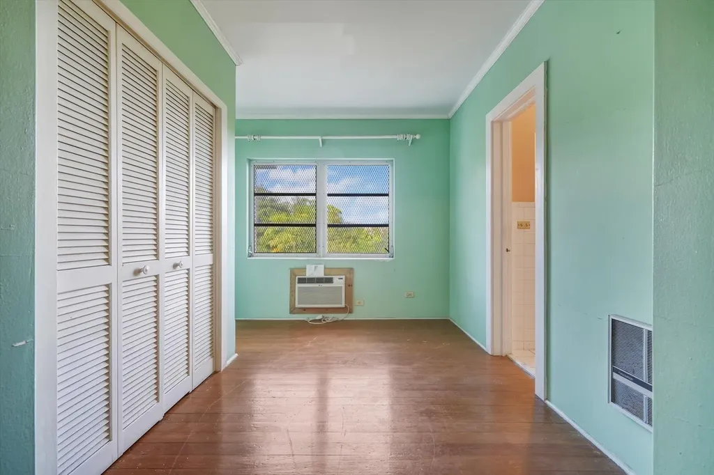 12 Shirley Slope New Providence Paradise Island BS