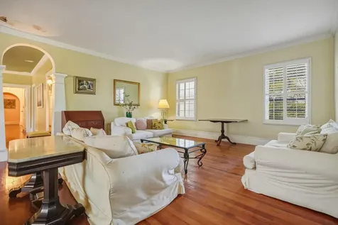 12 Shirley Slope New Providence Paradise Island BS