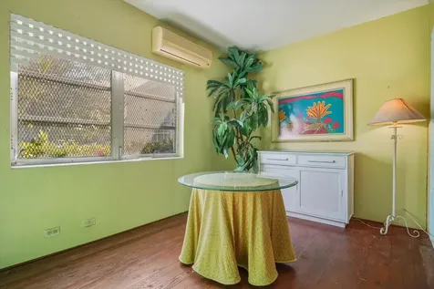 12 Shirley Slope New Providence Paradise Island BS