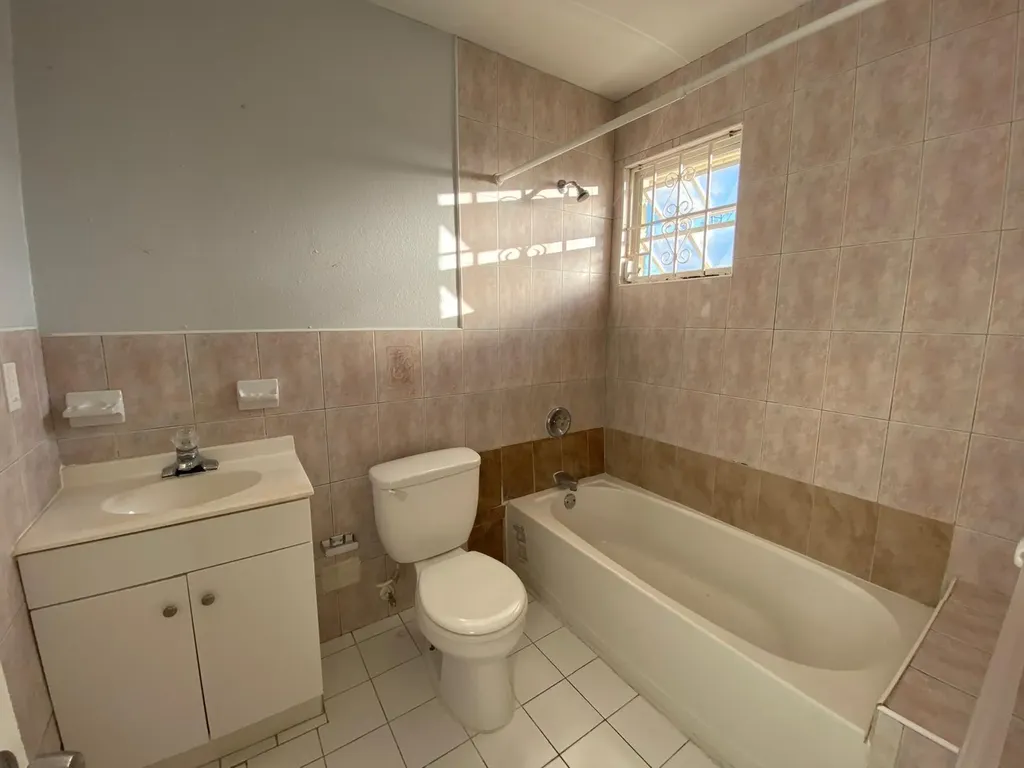Richmond Avenue 54 Grand Bahama Freeport BS