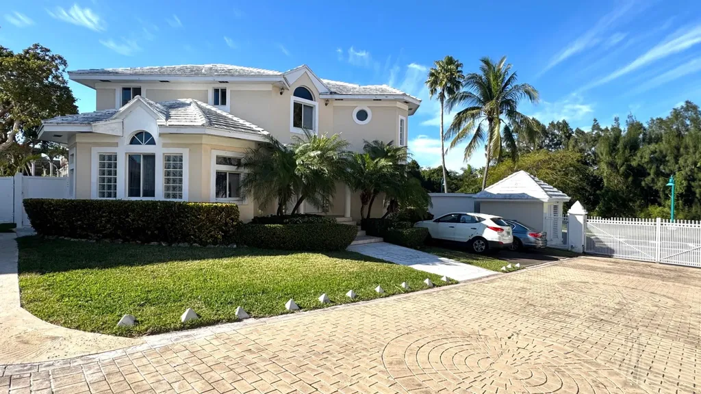 Palatial Estates New Providence Paradise Island BS