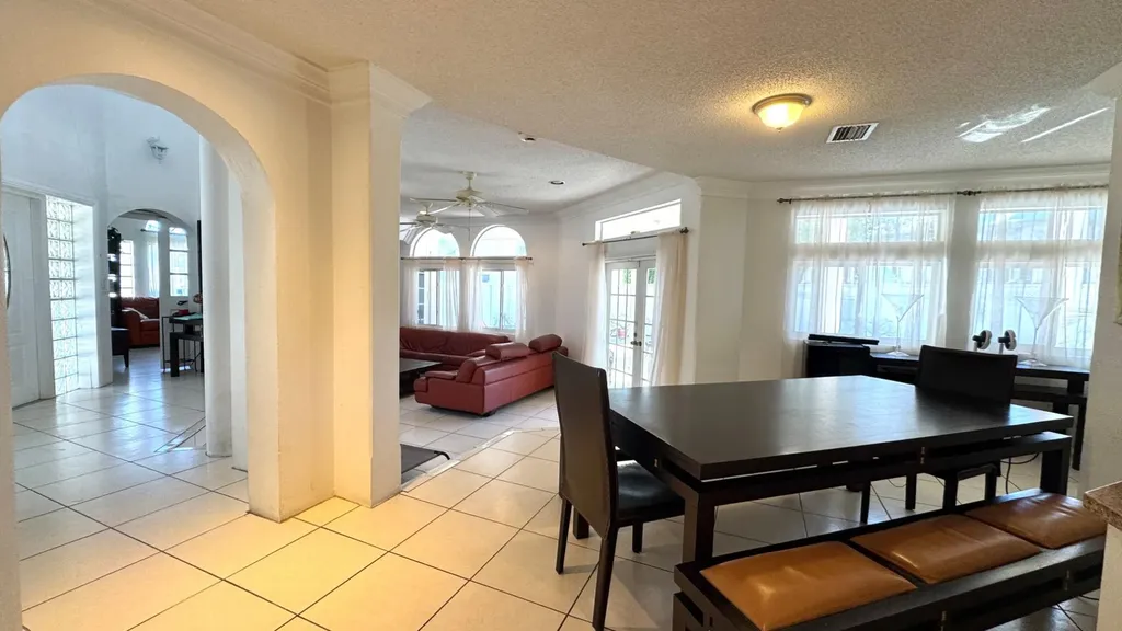 Palatial Estates New Providence Paradise Island BS