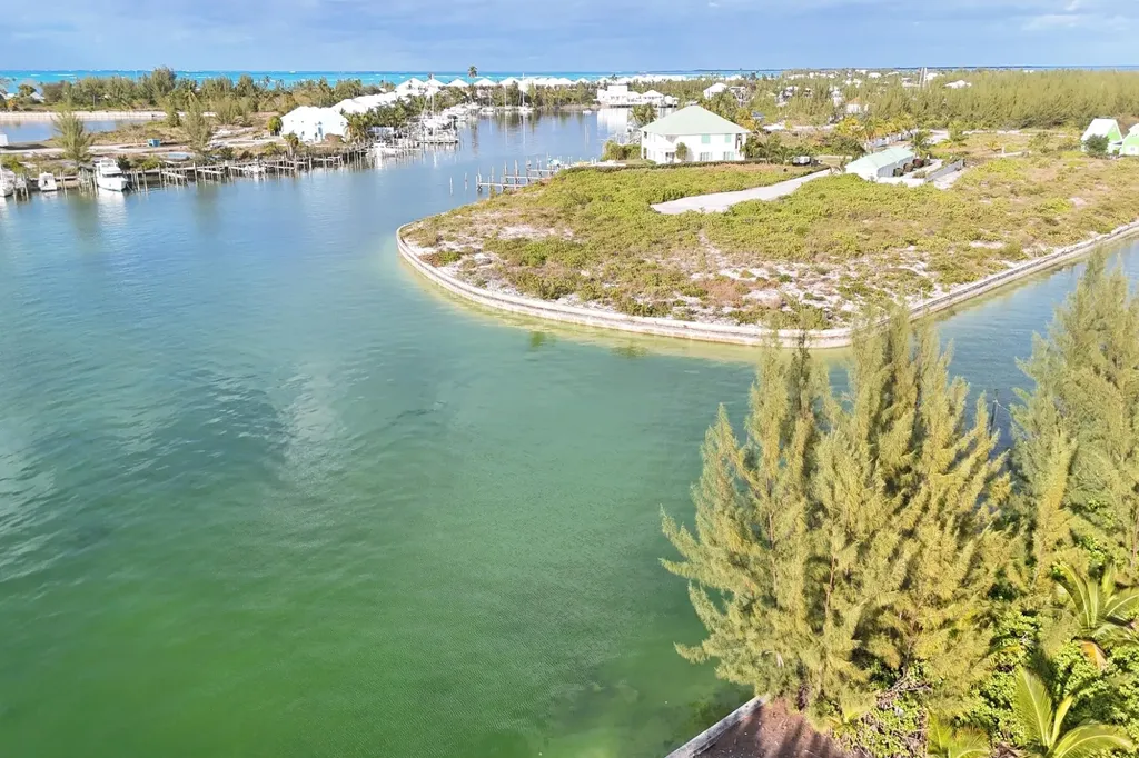Canal Lot 13 Galleon Drive Lot 13,bay Abaco BS