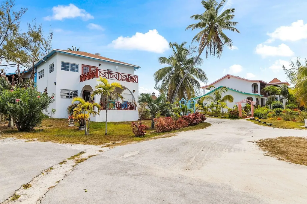 Unique Hotel Eleuthera BS