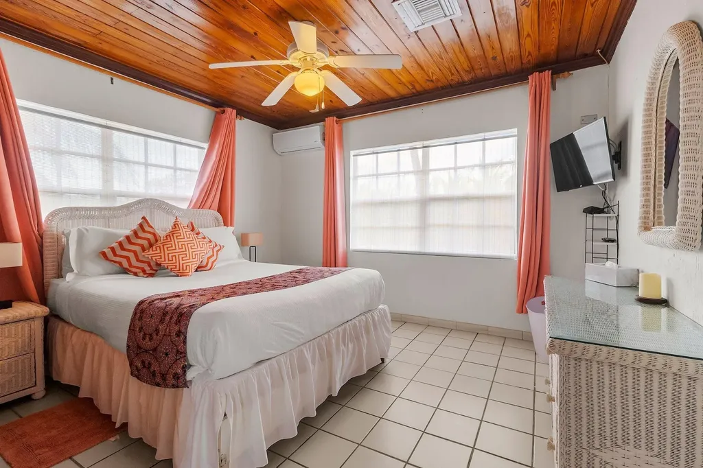 Unique Hotel Eleuthera BS
