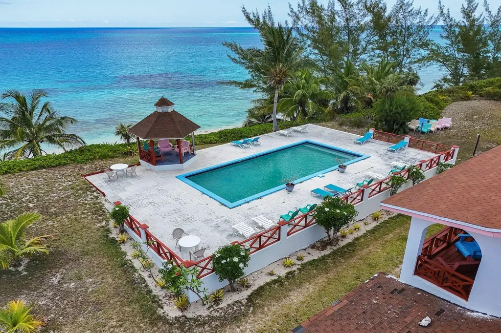 Unique Hotel Eleuthera BS