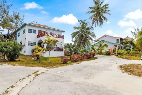 Unique Hotel Eleuthera BS