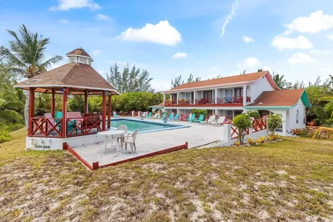 Unique Hotel Eleuthera BS