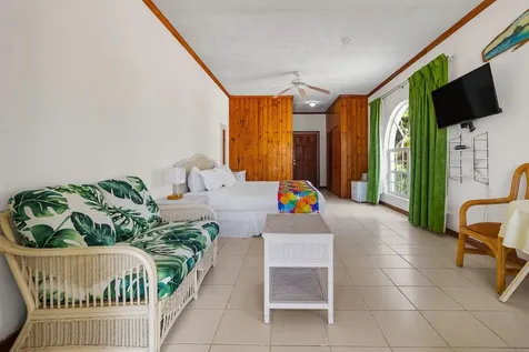 Unique Hotel Eleuthera BS