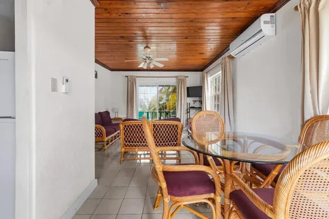 Unique Hotel Eleuthera BS