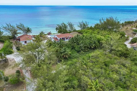 Unique Hotel Eleuthera BS
