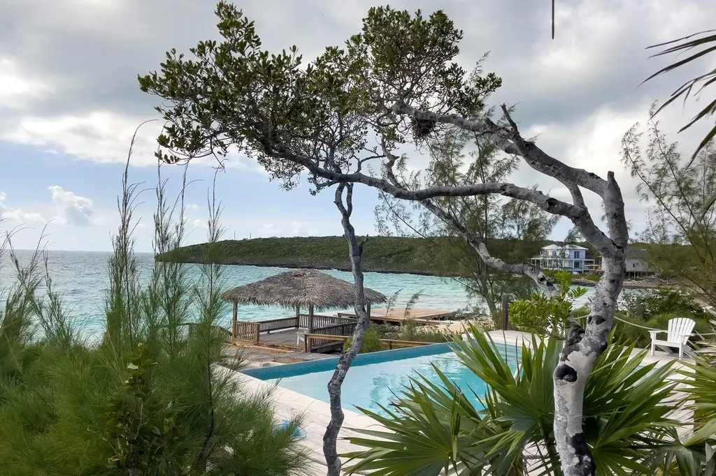 Savannah Sunset Eleuthera BS