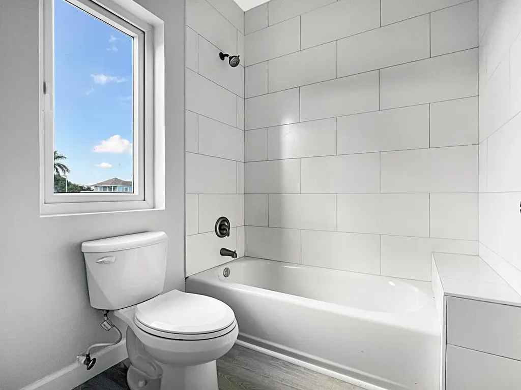 Brooklyn Townhomes 9 New Providence Paradise Island BS