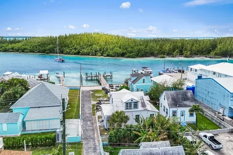 Woodin House Eleuthera BS