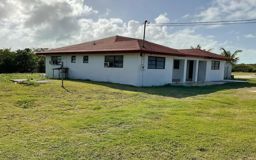 Home In Hamilton's Long Island BS