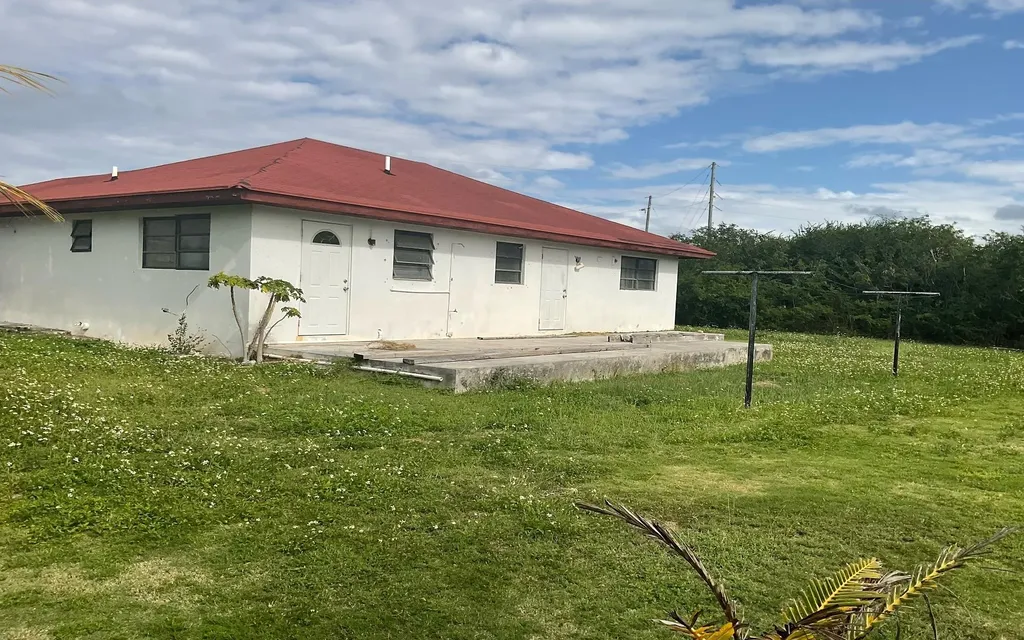 Home In Hamilton's Long Island BS