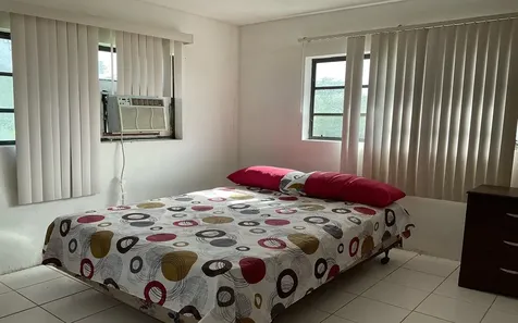 Home In Hamilton's Long Island BS