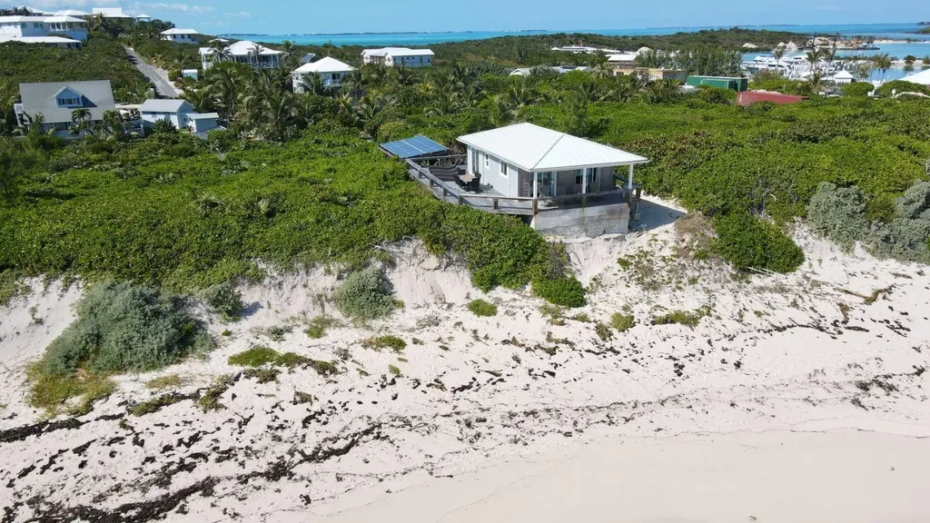 The Surf Cottage Abaco BS