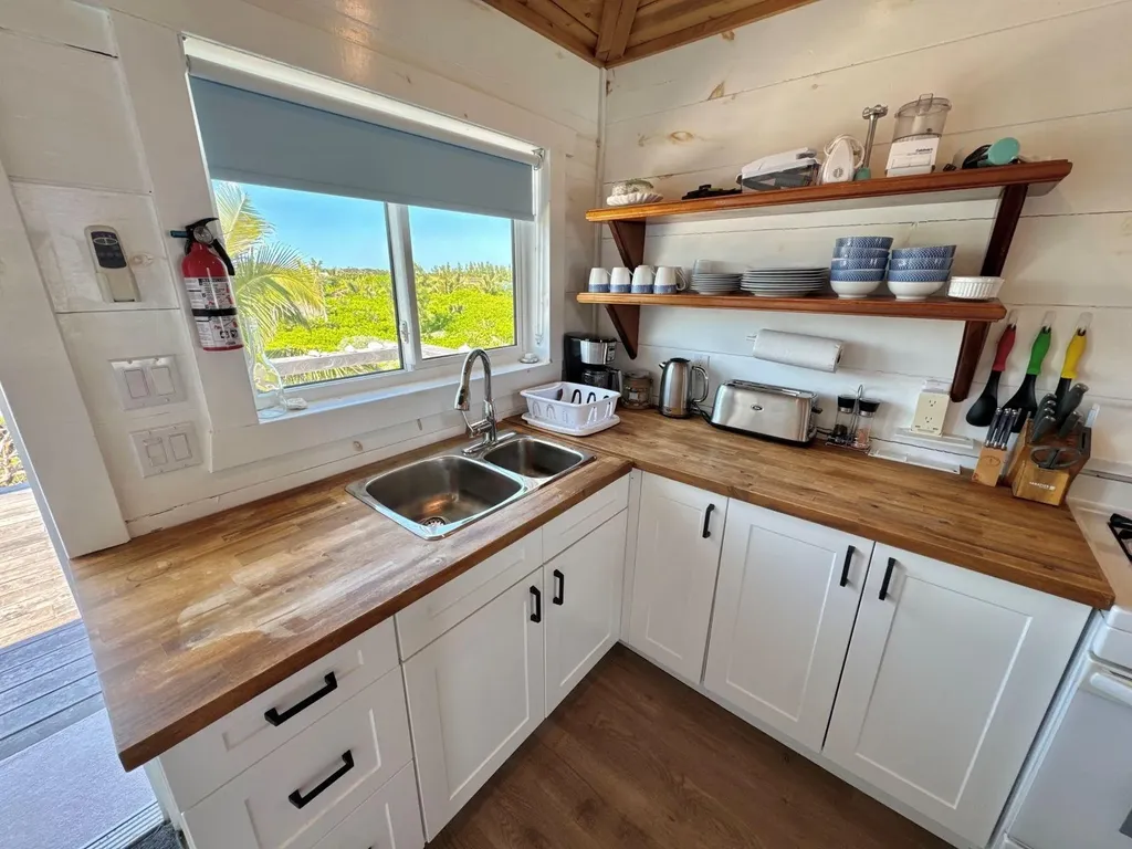 The Surf Cottage Abaco BS