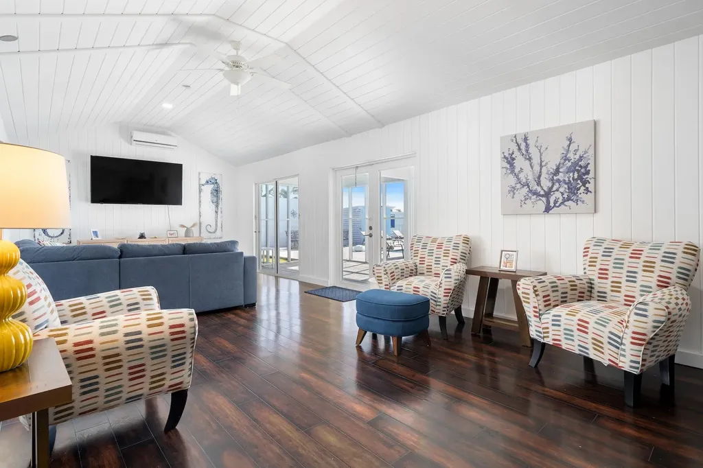 Coconut Beachfront Estate Abaco BS