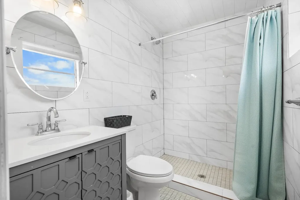 Coconut Beachfront Estate Abaco BS