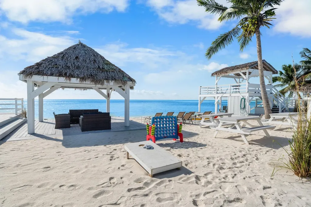 Coconut Beachfront Estate Abaco BS