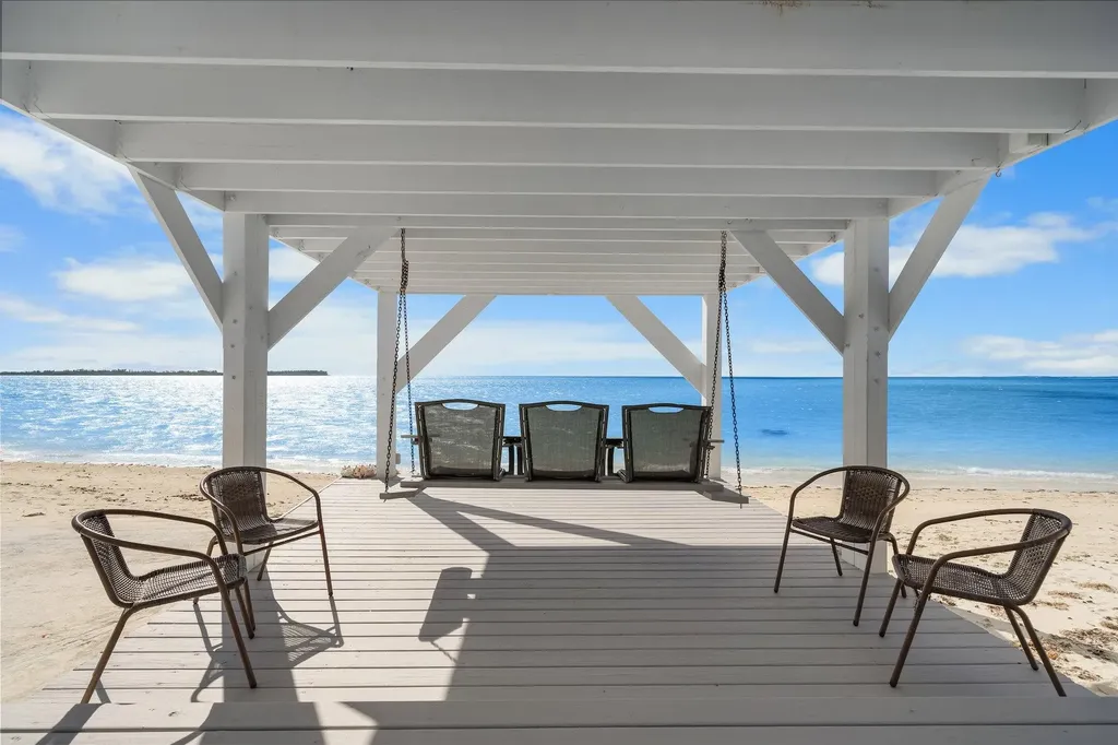 Coconut Beachfront Estate Abaco BS