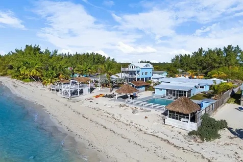 Coconut Beachfront Estate Abaco BS