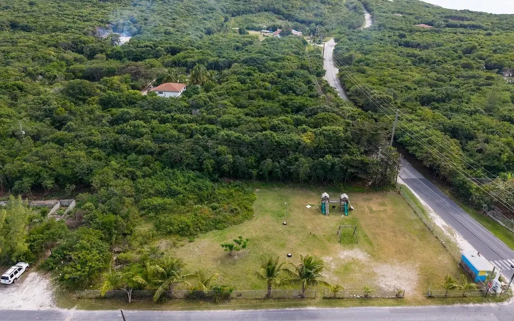 Gregory Town Eleuthera BS