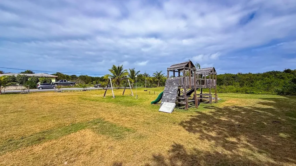 Gregory Town Eleuthera BS