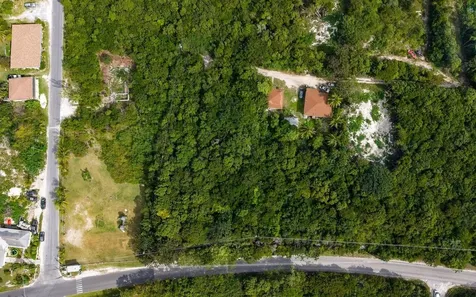 Gregory Town Eleuthera BS