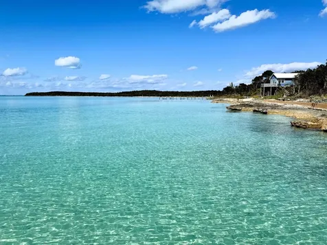 Man Cave, Lot 34 Abaco BS