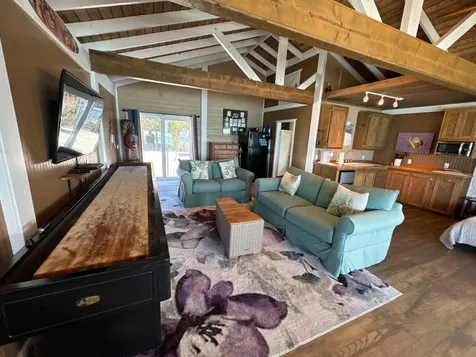 Man Cave, Lot 34 Abaco BS