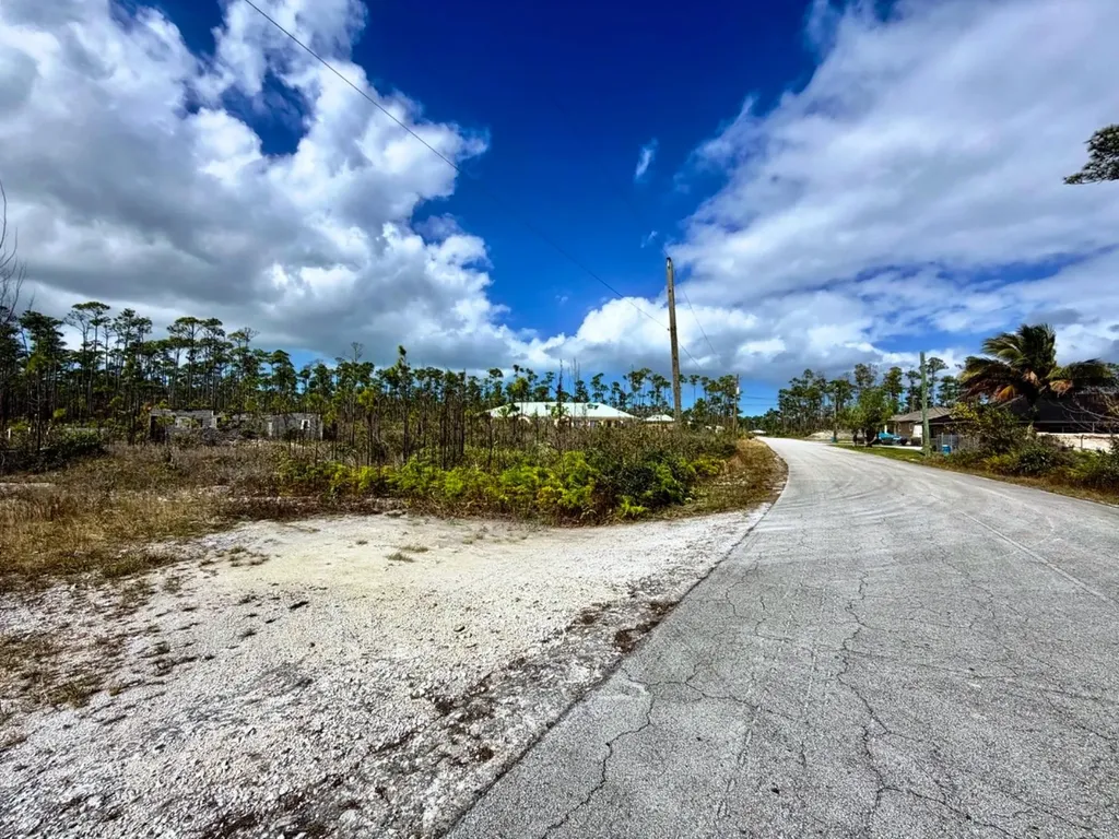 Lincoln Park Grand Bahama Freeport BS