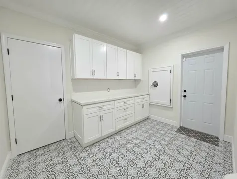 Yorkshire Street New Providence Paradise Island BS