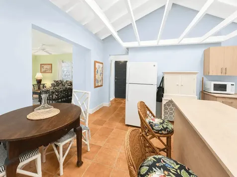 Cambridge Avenue 6 New Providence Paradise Island BS
