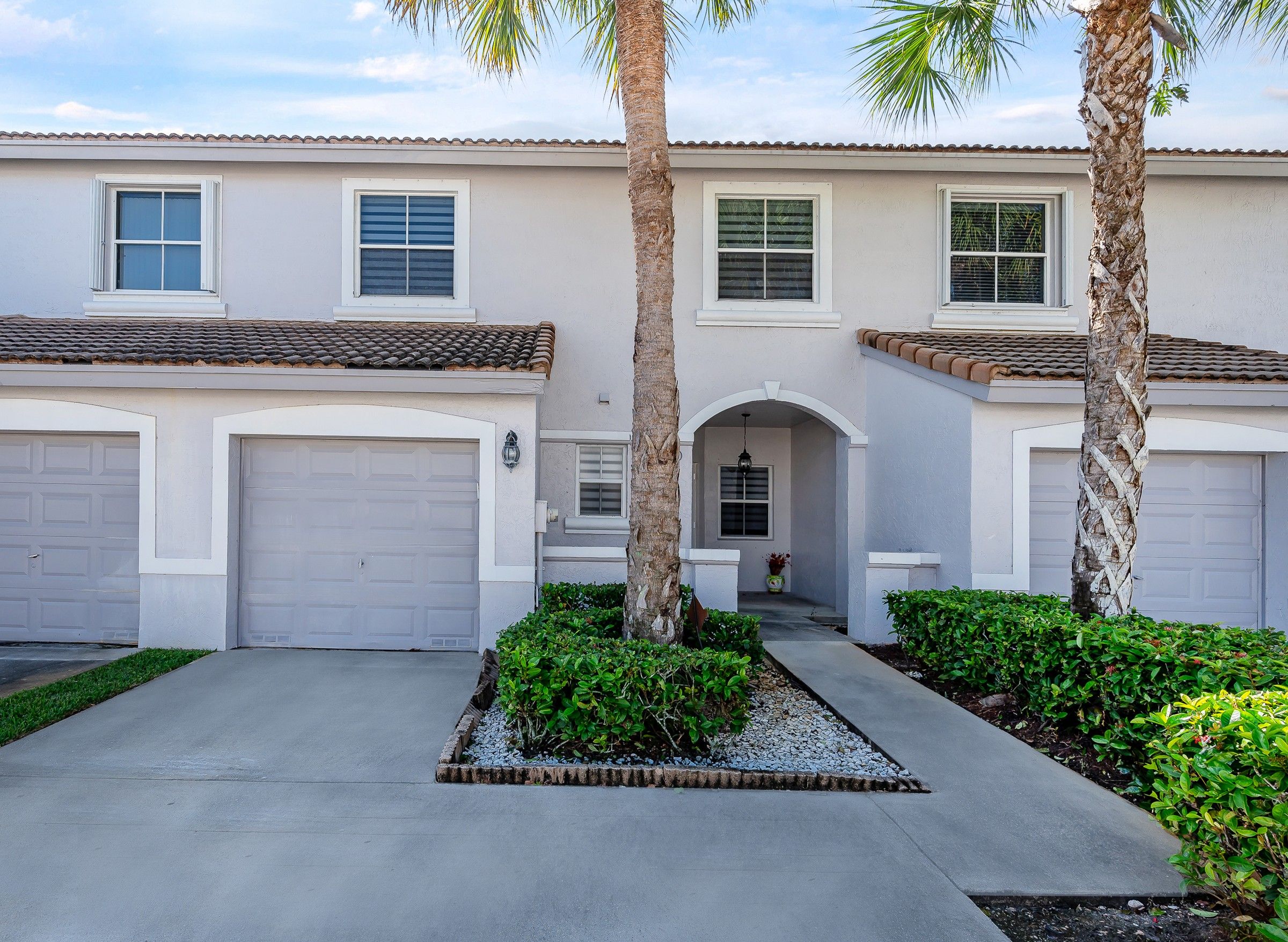 16840 SW 1st Manor Pembroke Pines FL 33027