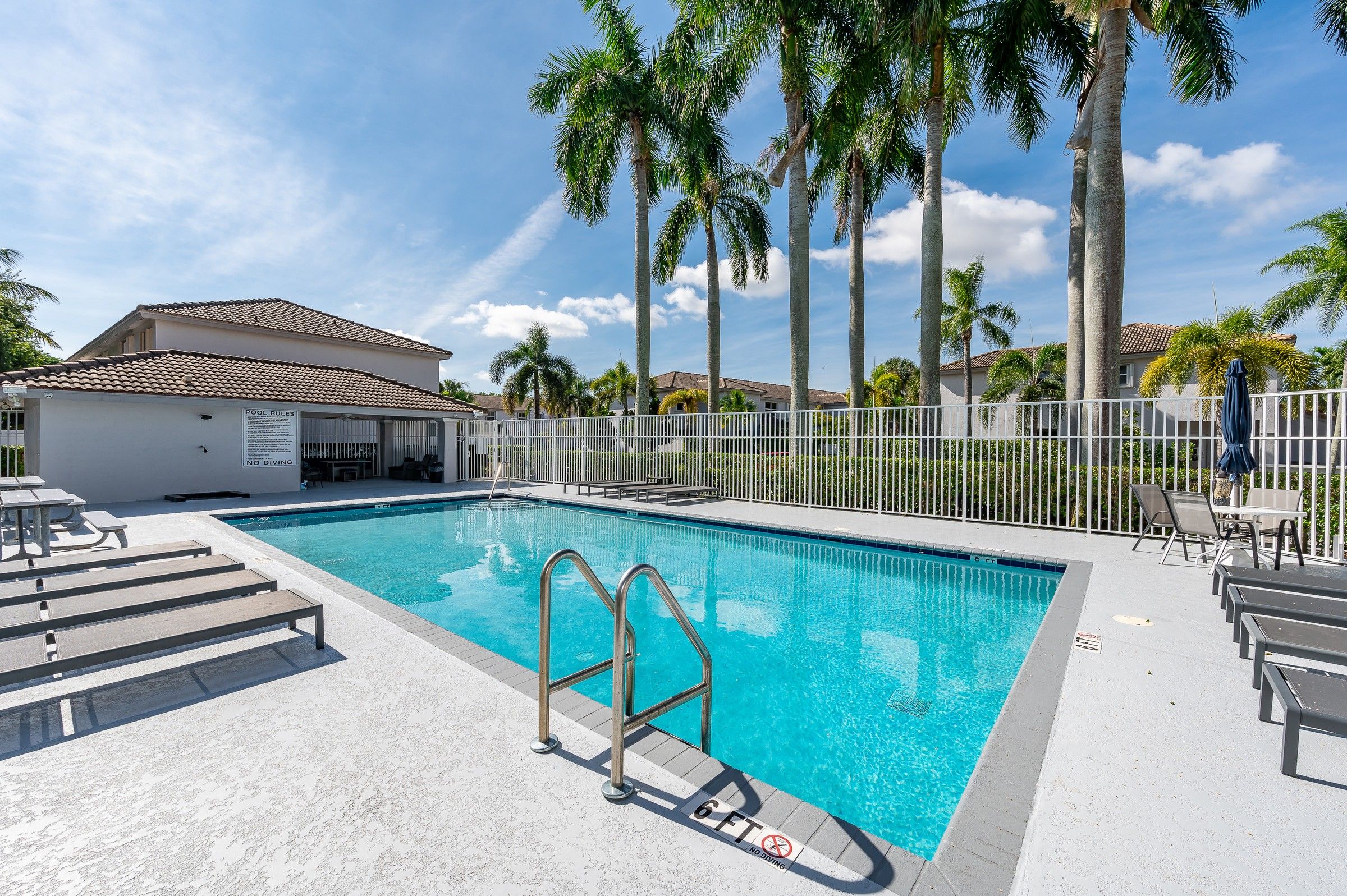 16840 SW 1st Manor Pembroke Pines FL 33027