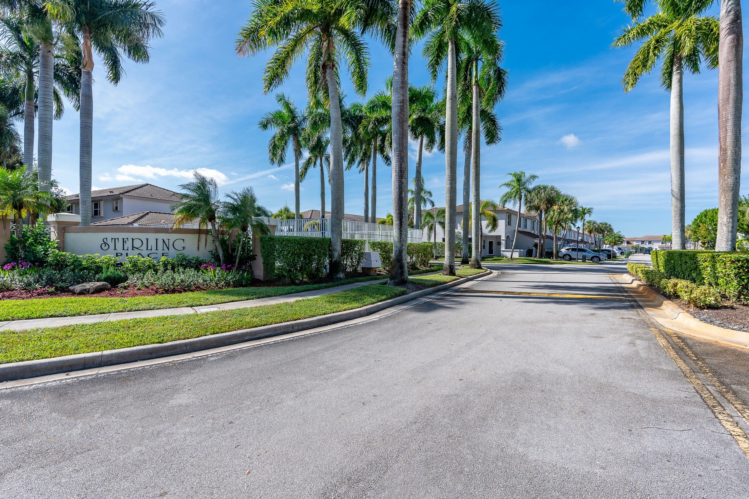 16840 SW 1st Manor Pembroke Pines FL 33027