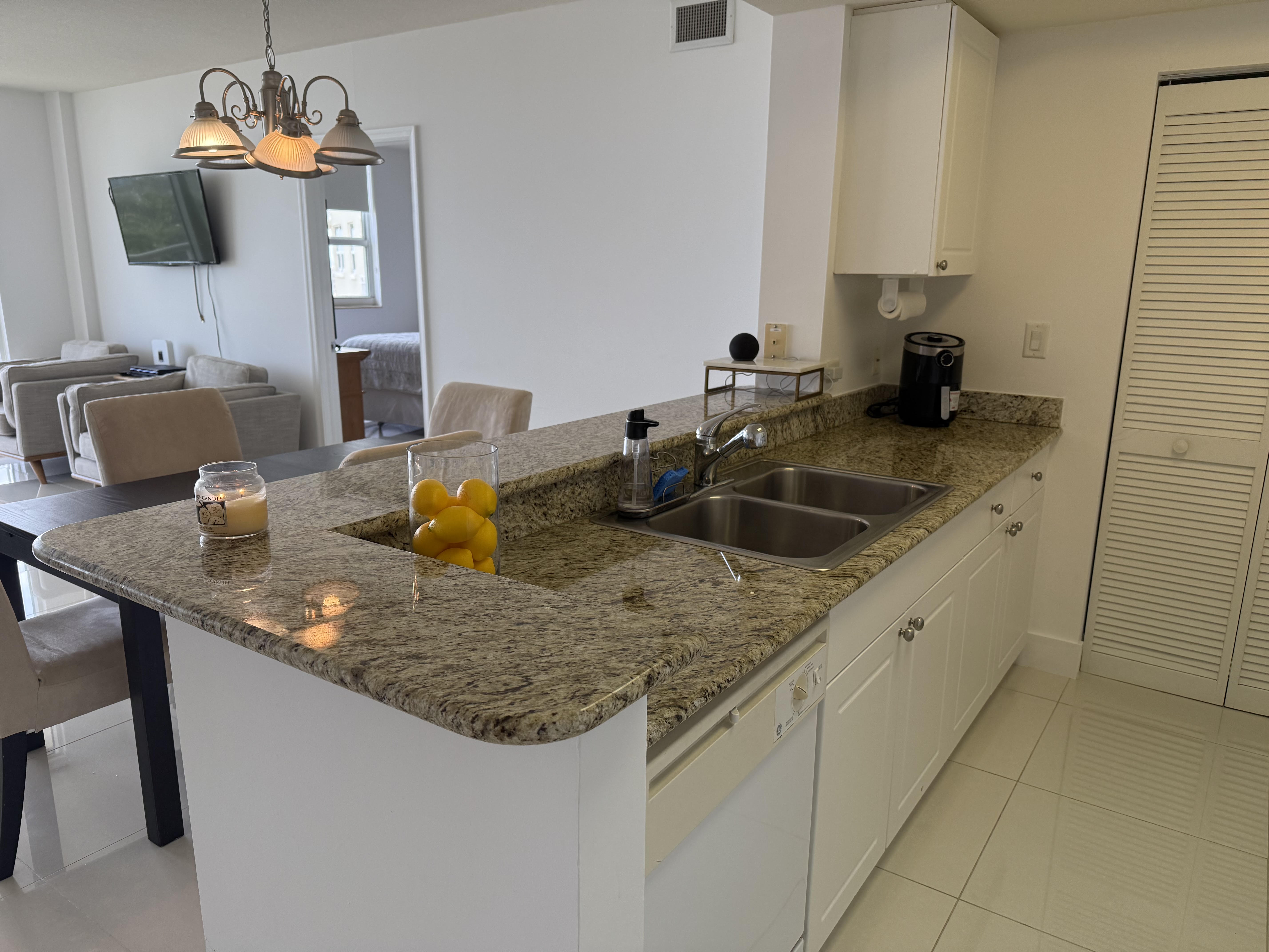 19501 W Country Club Drive Aventura FL 33180